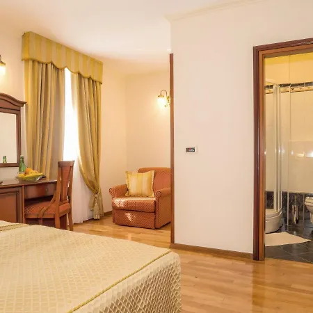 Savoy 4* Οπατία