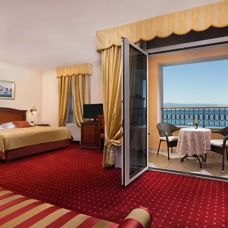 Savoy Ξενοδοχείο 4*