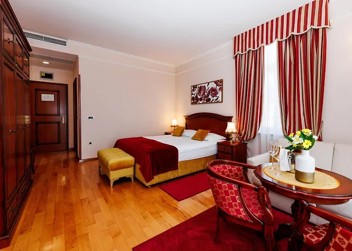 Hotel Savoy 4*