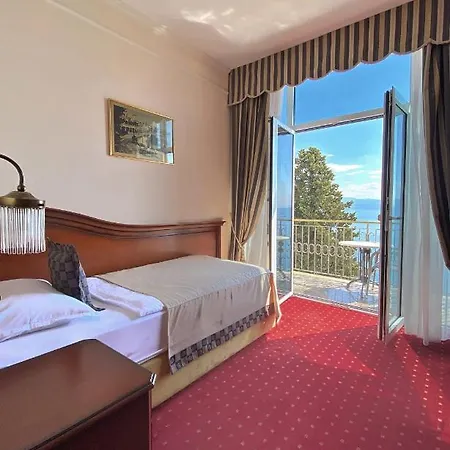 Savoy 4* Οπατία