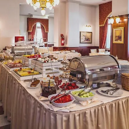 Savoy Ξενοδοχείο 4*