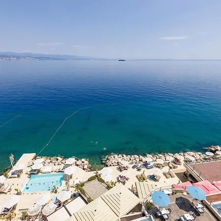 Savoy Ξενοδοχείο 4*