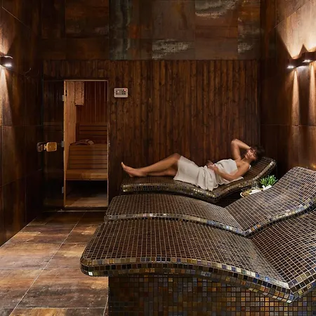 Savoy 4* أوباتيا